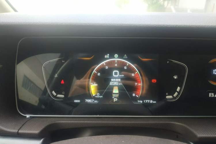 Used BAW Ruisheng Ace M7 2023 2.0L Automatic Long-wheelbase Business Version 7 Seats Odometer Close Up