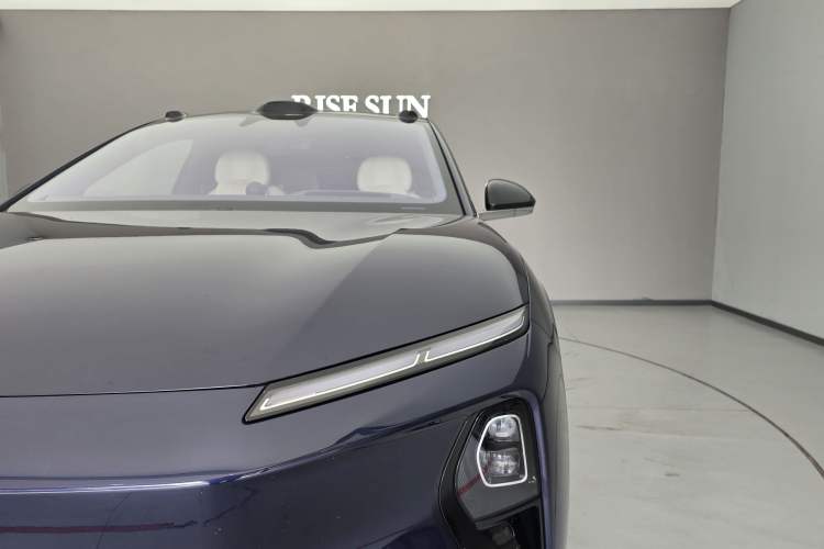 Used Nio ET9 2025 100kWh Signature Edition
