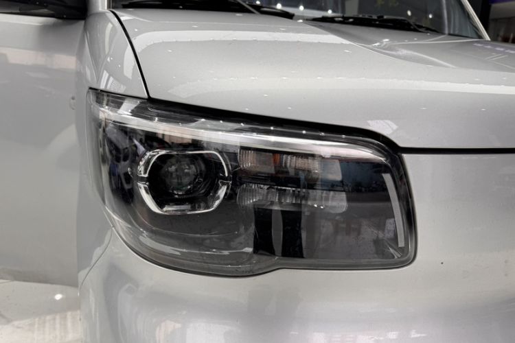 Used Wuling Zhiguang New Energy 2025 Comfort Model Exterior 10