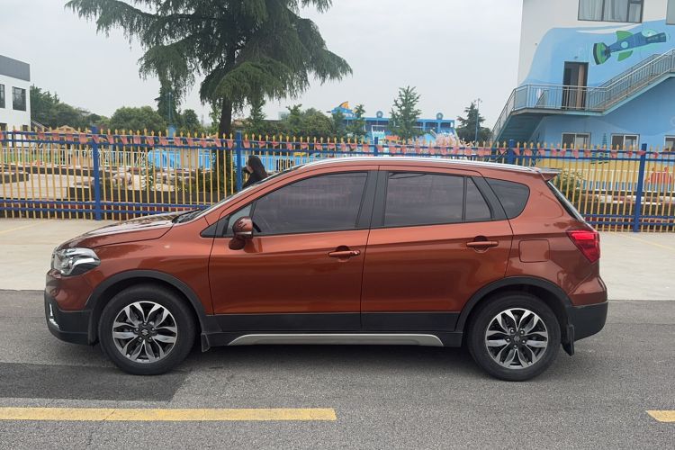 Used Suzuki Vitara S-Cross 2017 1.6L CVT Two-Wheel Drive Urban Advanced Model
