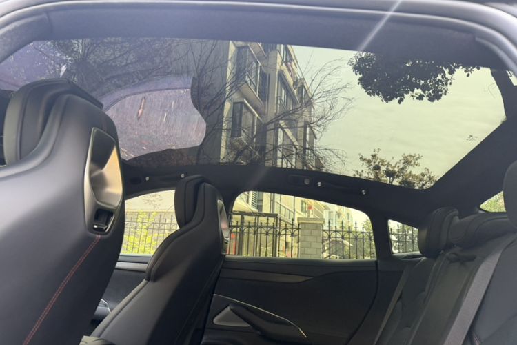 Used Xiaomi Auto SU7 2024 Rear-Drive Long-Range Intelligent Driving Version Interior 1