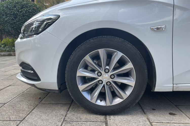 Used Chevrolet Monza 2021 320 Automatic Enjoyment Sunroof Edition
