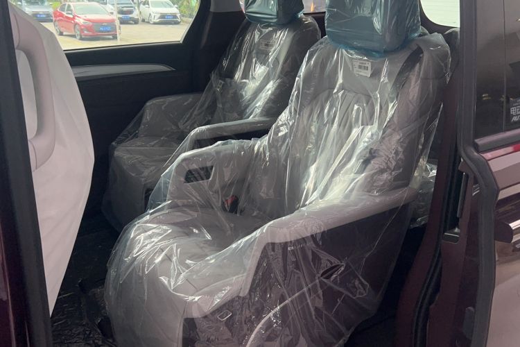 Used Buick GL8 2023 Avenir Aivia Six-Seat Deluxe Edition