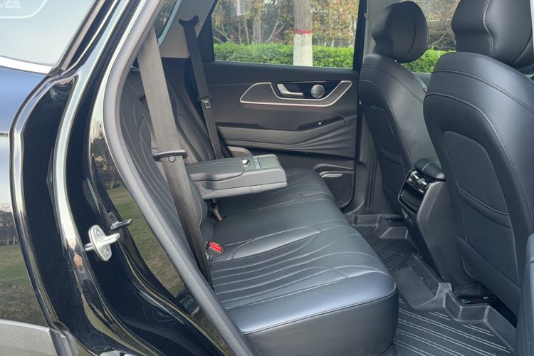 Used Chery Fengyun T9 2024 120 Long-Range Comfort Version 5 Seats Lithium Iron Phosphate Interior 7