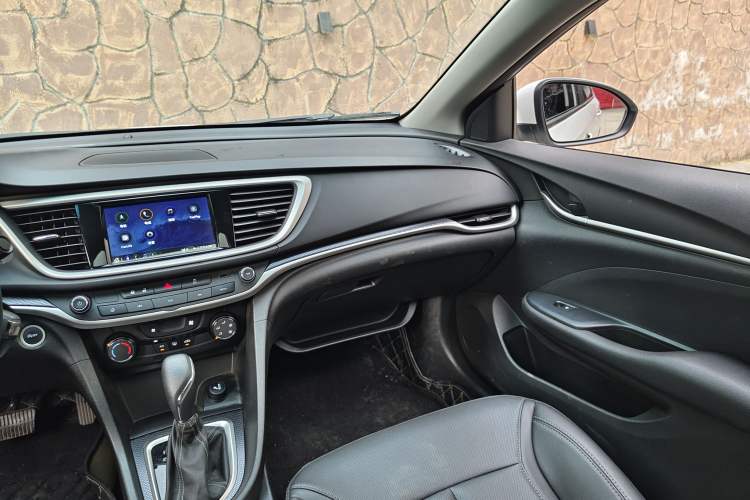Used Buick GT 2021 Revised Version Flagship 1.5L Automatic Elite Edition Interior 8
