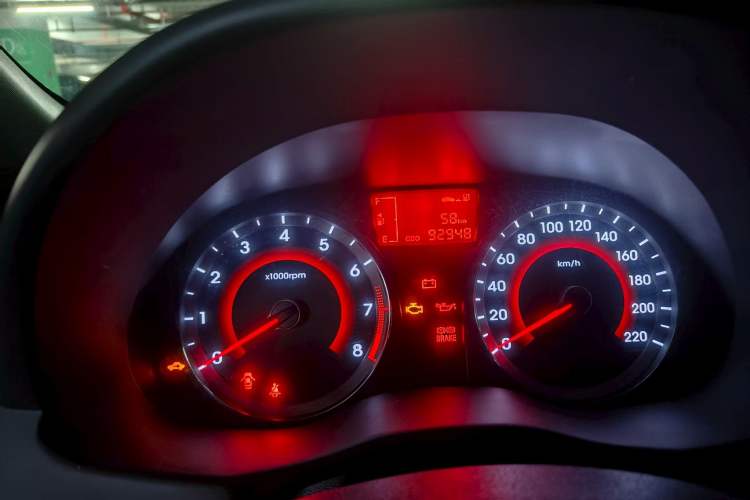 Used Hyundai Verna Ray 2014 1.4L Manual GLX
