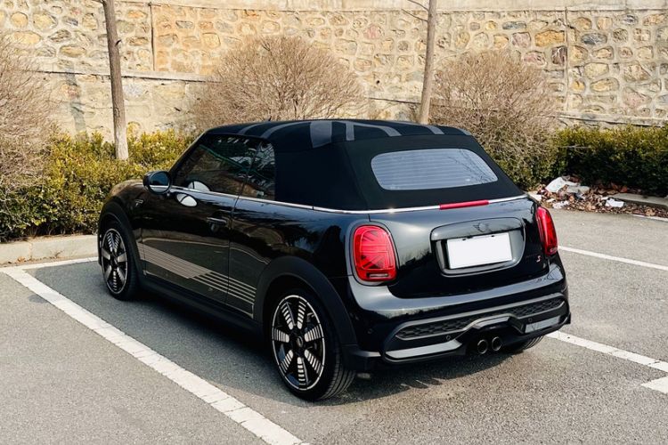 Used MINI 2023 Second Facelift 2.0T COOPER S CABRIO Artist
