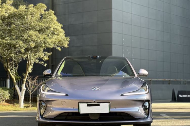 Used IM L6 2025 Ultra Model
