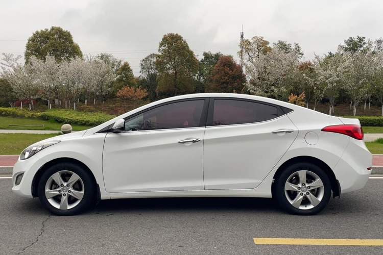 Used Hyundai Elantra (5th Generation / Langdong) 2013 1.6L Automatic Leading Model Exterior 2