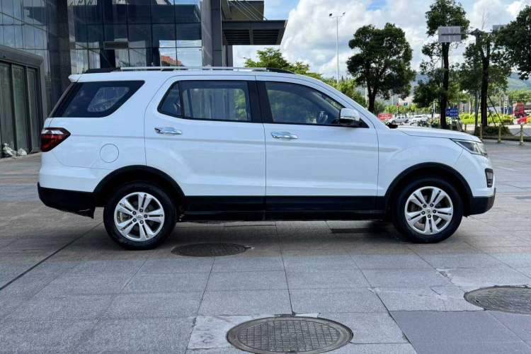 Used Oshan CX70 2016 1.6L Manual Luxury Model