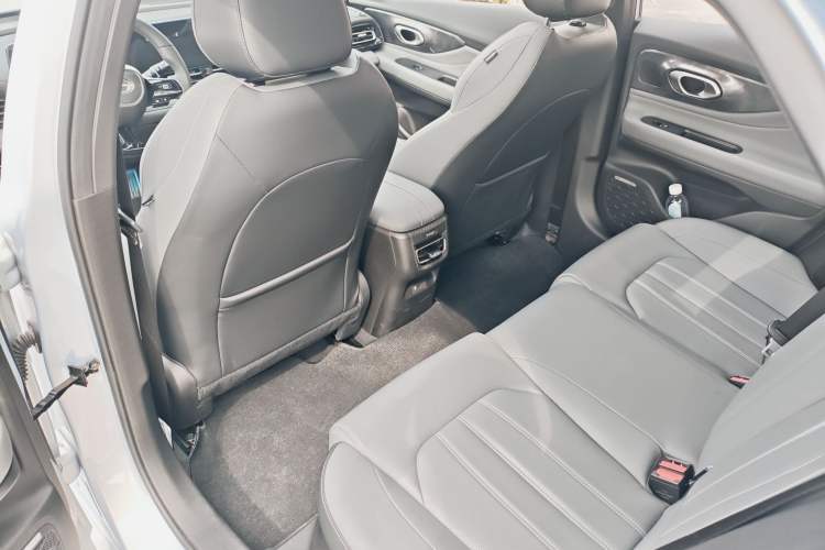 Used GAC Trumpchi EMPOW 2024 270T DCT Yingbao R-Style Edition
