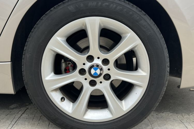 Used BMW 3 Series 2015 328Li Fashion Model
