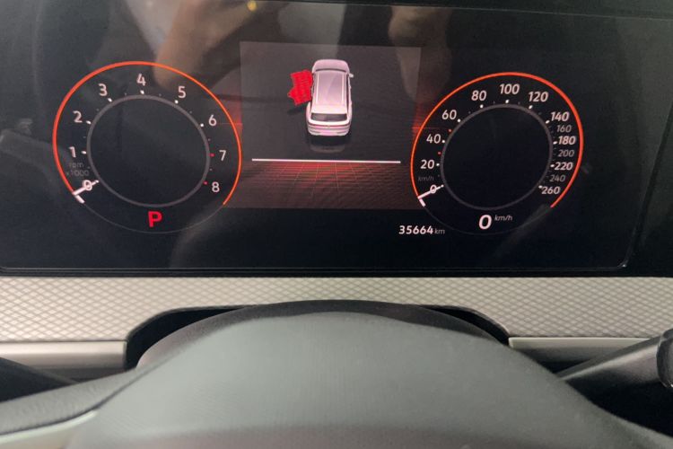 Used Volkswagen Tavendor 2023 330TSI Luxury Touring Edition Odometer Close Up