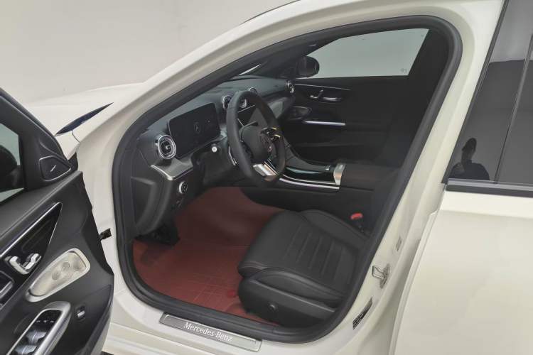 Used Mercedes-Benz C-Class 2024 Facelift C 260 L Night Edition Sport Version Interior 2