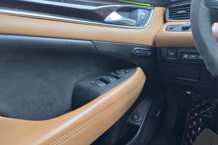 Used Buick LaCrosse 2018 28T Luxury Model