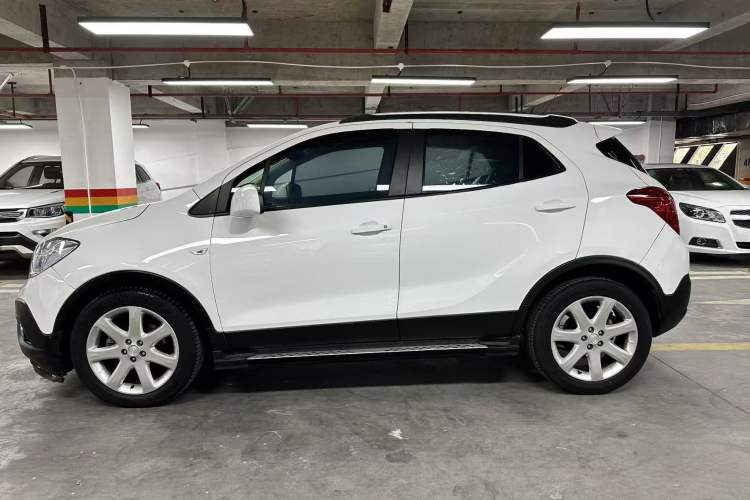 Used Buick Encore 2015 1.4T Automatic Two-Wheel Drive Urban Elite Version
