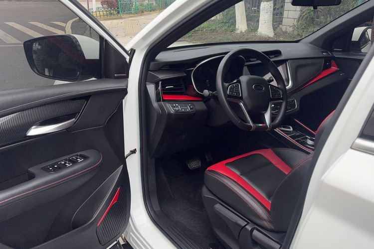 Used SWM G01FF 2022 Updated Version 1.5T DCT Platinum Edition
