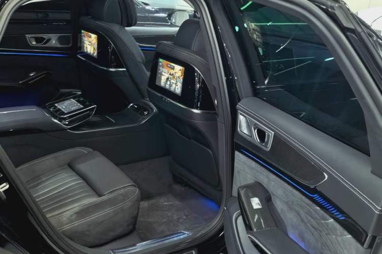 Used Hongqi H9 2024 3.0T Flagship All-Wheel Drive Private Style Edition Exterior 5