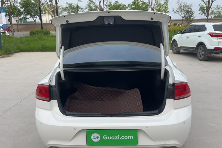 Used Volkswagen Lamando 2015 280TSI DSG Comfort Edition Exterior 10