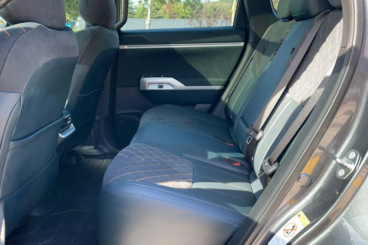 Used Deepal G318 2024 Four-Wheel-Drive Air Suspension Model