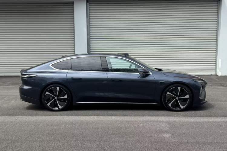 Used Nio ET7 2024 75 kWh Executive Signature Edition Exterior 5