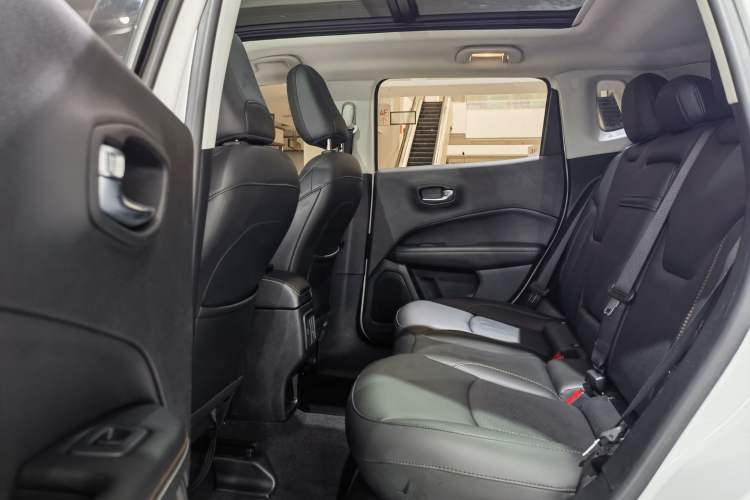 Used Jeep Compass 2019 200T Automatic Family Enjoyment Four-Wheel Drive - Connected Large Screen Version