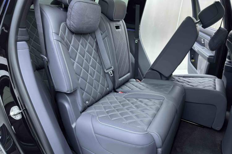 Used Nio ES8 2026 Model 7-seat Executive Luxury Edition Interior 5