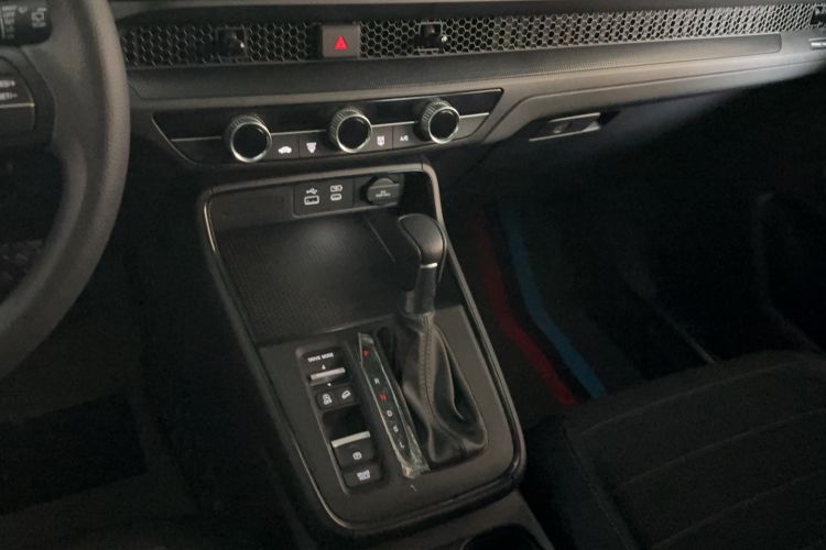 Used Honda CR-V 2023 240TURBO Two-Wheel Drive Active Version 5 Seats Gear Lever