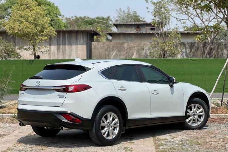 Used Mazda CX-4 2018 2.0L Automatic Two-Wheel Drive Blue Sky Exploration Version China V Standard
