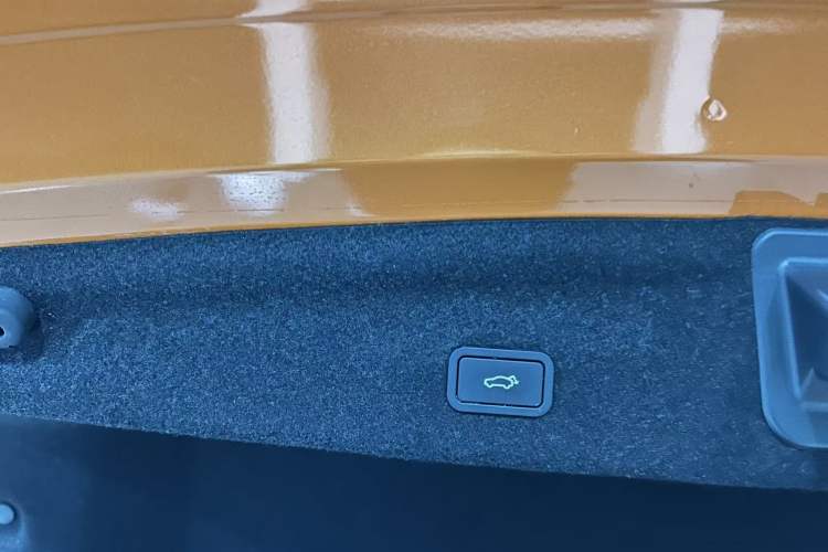 Used Lynk & Co 03 2025 1.5TD DCT Champion Edition Pro