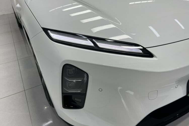 Used Nio ET5T 2025 75 kWh Touring Left Front Headlight