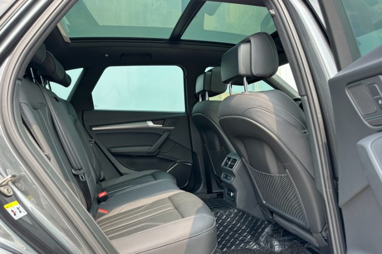 Used Audi Q5L 2023 40T Luxury Dynamic Model Interior 7