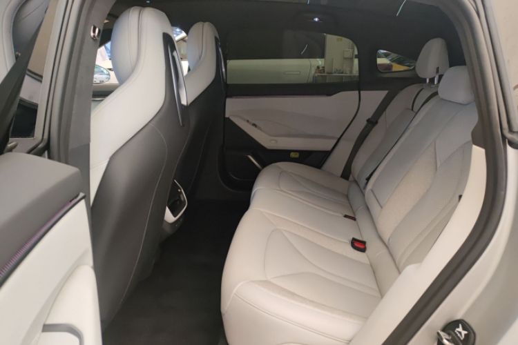 Used XPeng P7 2025 Model—750 All-Wheel-Drive High-Performance Ultra Interior 3