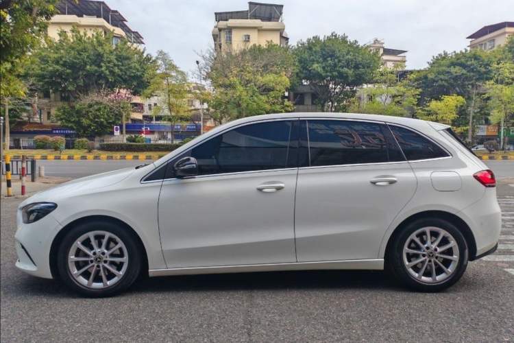 Used Mercedes-Benz B-Class 2021 B 200 Fashion Model