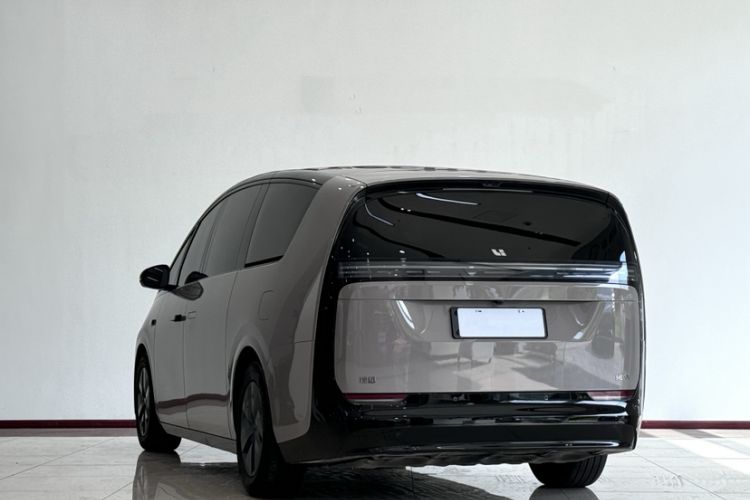 Used Li Auto MEGA 2024 Ultra Model