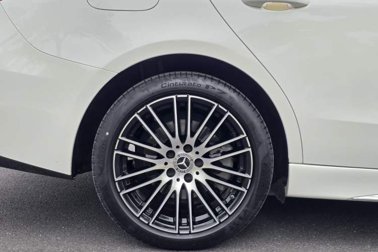 Used Mercedes-Benz C-Class 2024 C 200 L Sport Edition Exterior 9