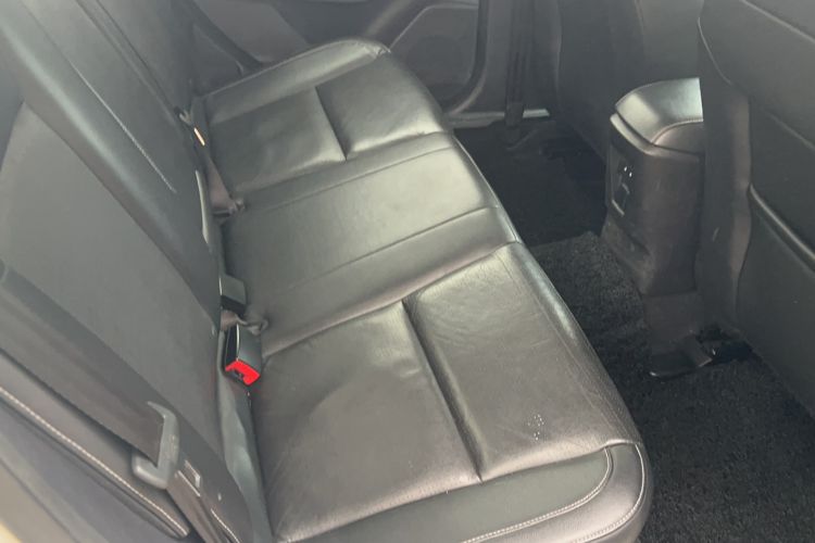 Used Ford Escort 2015 1.5L Automatic Fashion Model
