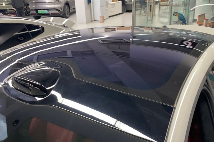 Used Xiaomi Auto SU7 2024 Four-Wheel Drive Ultra-Long Range Advanced Intelligent Driving Max Edition
