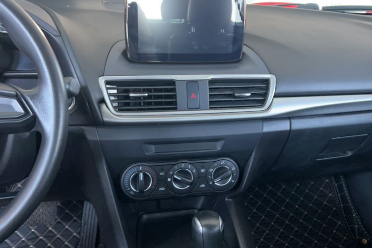 Used Mazda Mazda 3 Axela 2017 Hatchback 1.5L Automatic Comfort Model Emission Standard China V