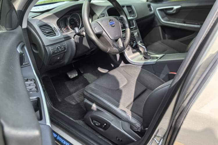 Used Volvo S60 2017 S60L T3 Smart Upgrade Edition