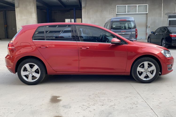 Used Volkswagen Golf 2015 1.4TSI Automatic Comfort Model Exterior 2