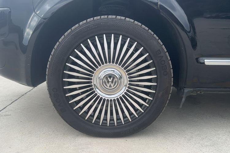 Used Volkswagen Multivan 2012 2.0 TSI Two-Wheel-Drive Luxury Edition