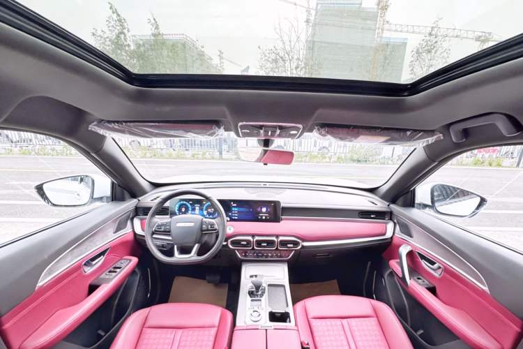 Used JETOUR X70 PLUS 2025 Champion Edition 1.5T DCT Champion PRO 7-Seater Interior 2