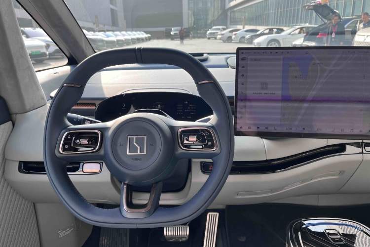 Used Zeekr MIX 2025 Long-Range Intelligent Driving Edition
