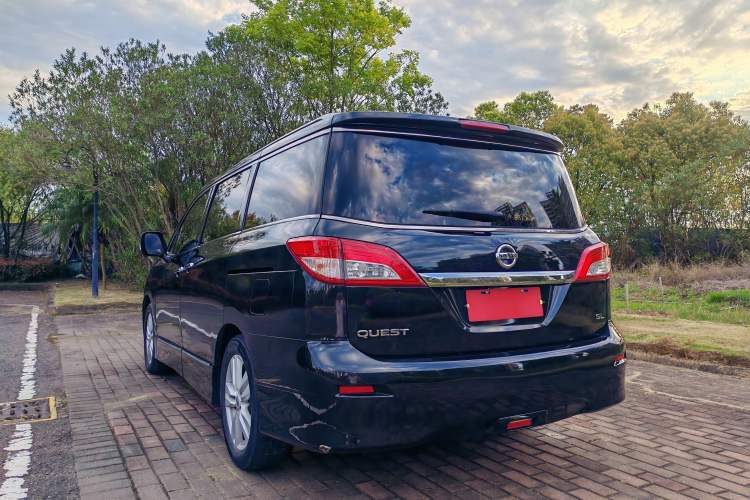 Used Nissan Quest 2015 3.5L SL