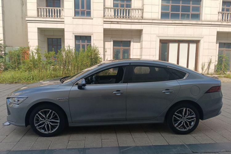 Used BYD Qin PLUS 2023 Champion Edition DM-i 120KM Leading Model