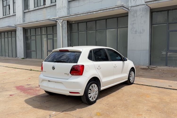 Used Volkswagen Polo 2016 1.6L Automatic Comfort Model
