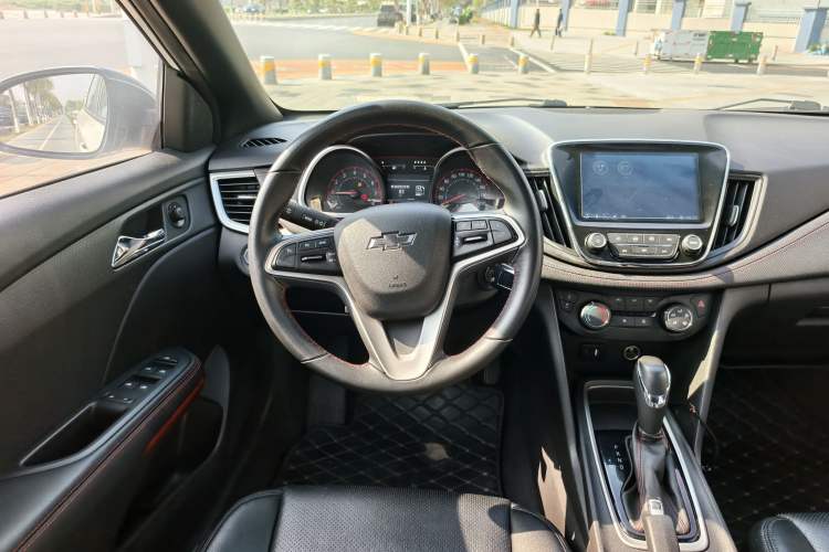 Used Chevrolet Monza 2020 Light Hybrid RS 330T Automatic Comfort Edition