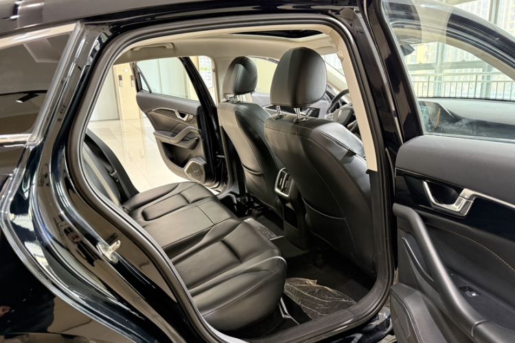 Used Bestune B70 2023 Third Generation 1.5T Automatic Enjoyment Version Interior 10