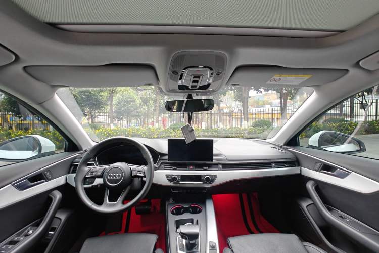 Used Audi A4L 2020 40 TFSI Luxury Dynamic Model
